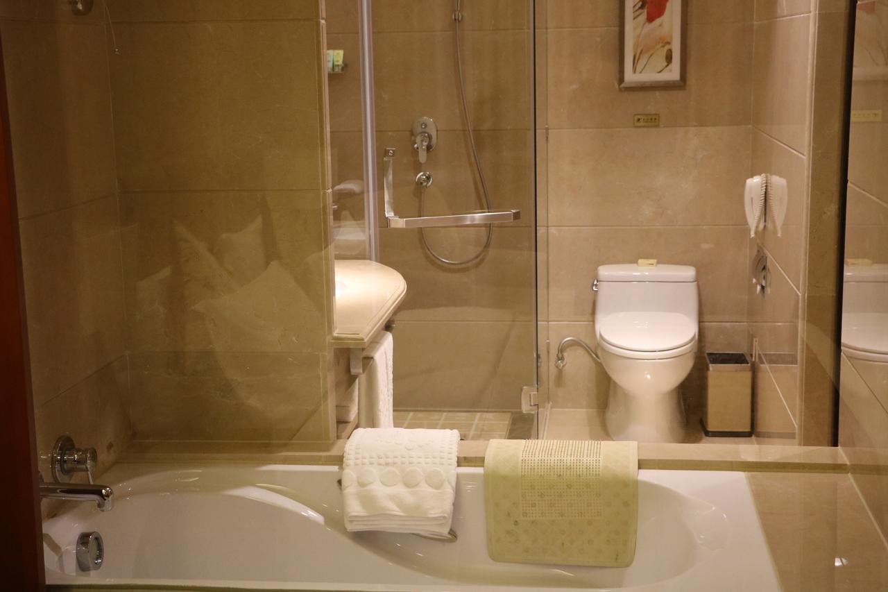 Rongjiang Hotel Jieyang Екстер'єр фото