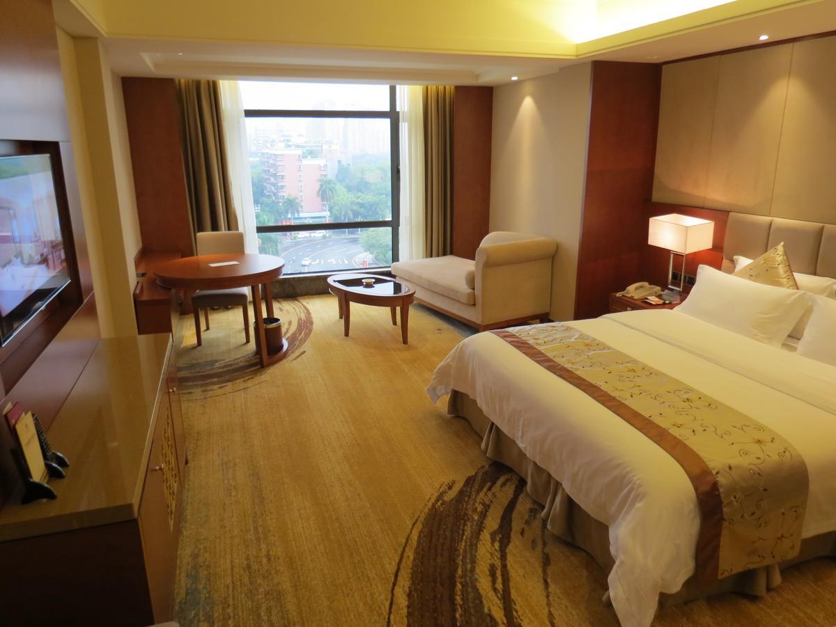 Rongjiang Hotel Jieyang Екстер'єр фото