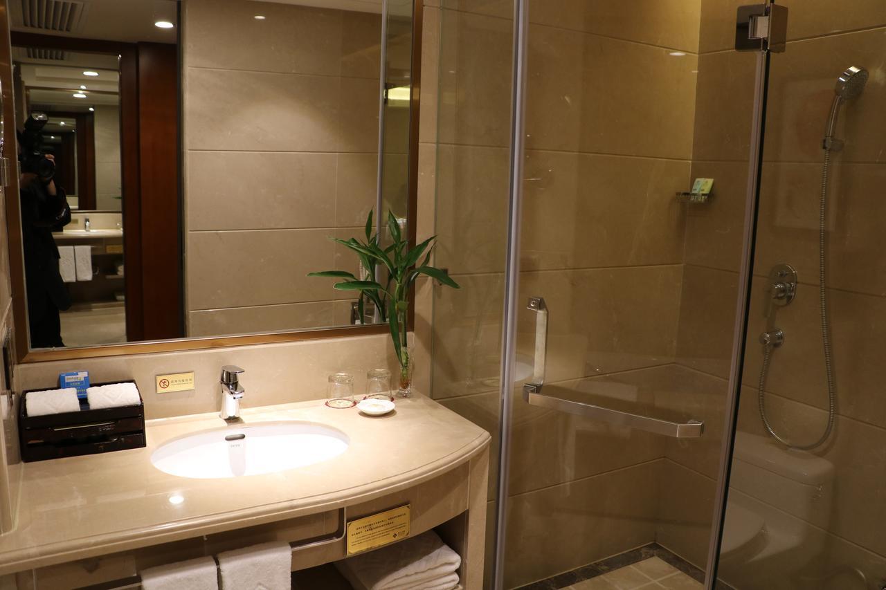 Rongjiang Hotel Jieyang Екстер'єр фото