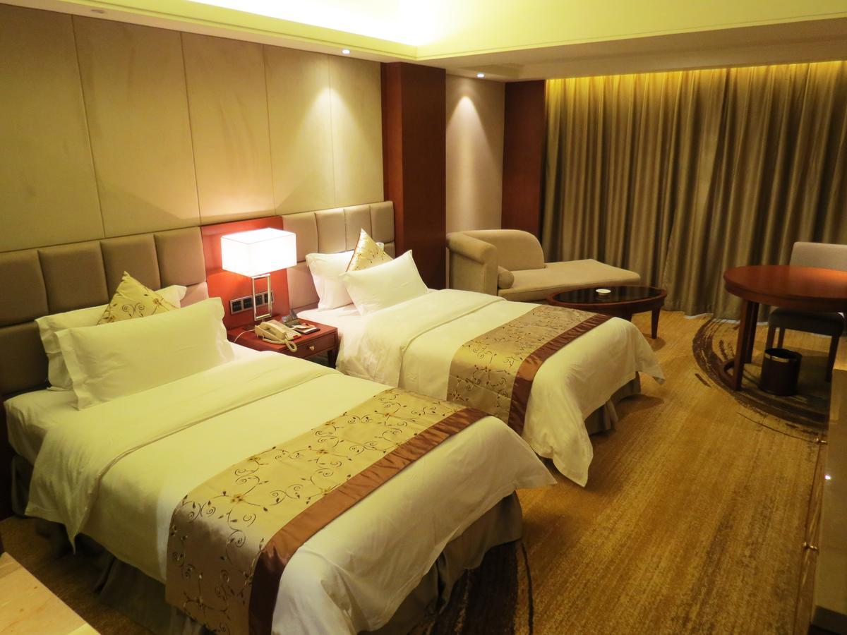 Rongjiang Hotel Jieyang Екстер'єр фото