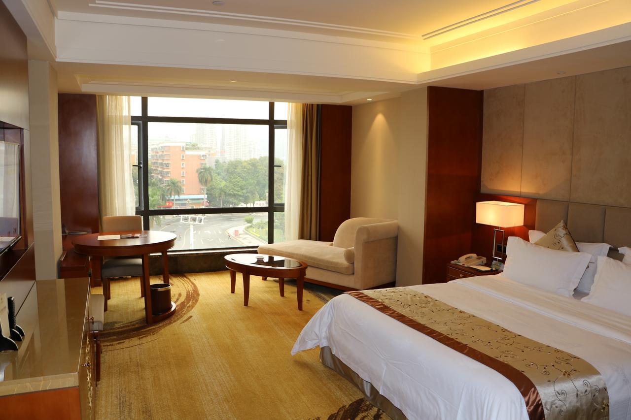 Rongjiang Hotel Jieyang Екстер'єр фото