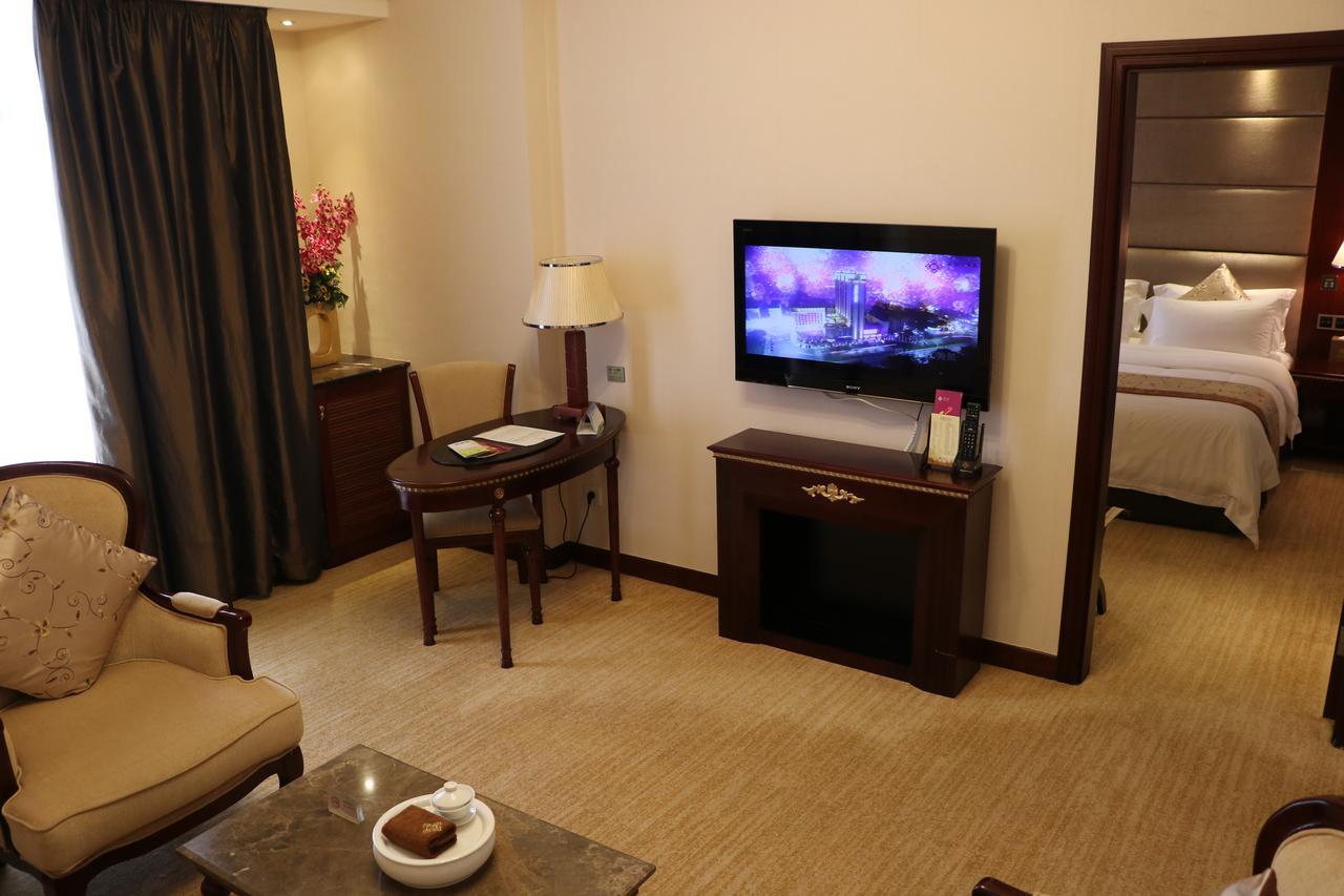 Rongjiang Hotel Jieyang Екстер'єр фото