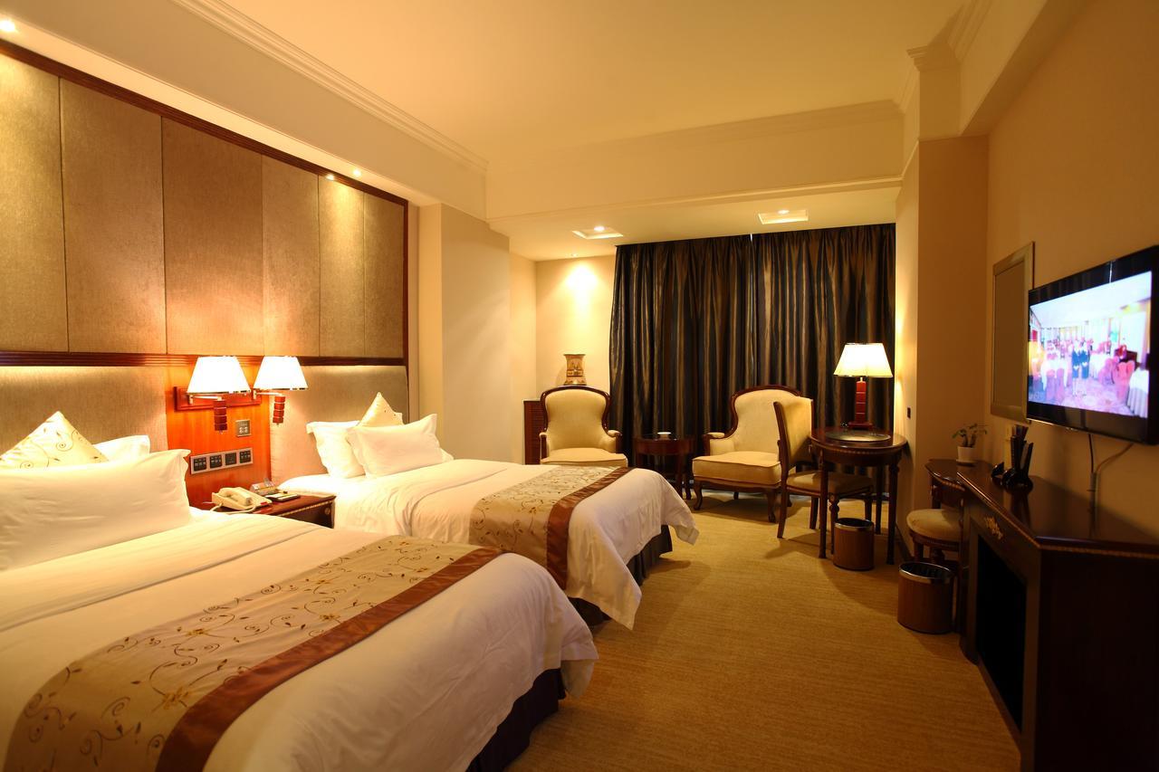 Rongjiang Hotel Jieyang Екстер'єр фото